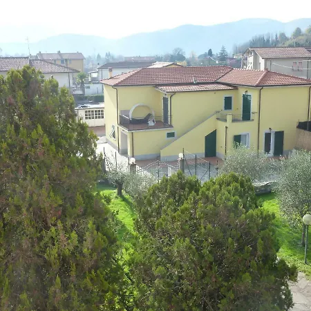 Apartment La Casa Di Nadia Marina